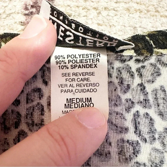 Y2K Leopard print short sleeve top with square neckline stretchy fit size medium - Picture 11 of 12